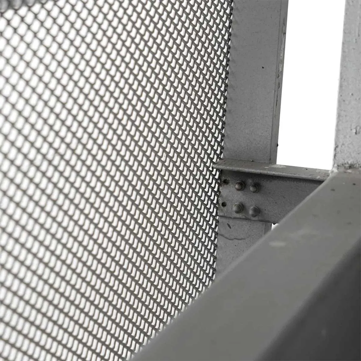 expanded metal mesh facade