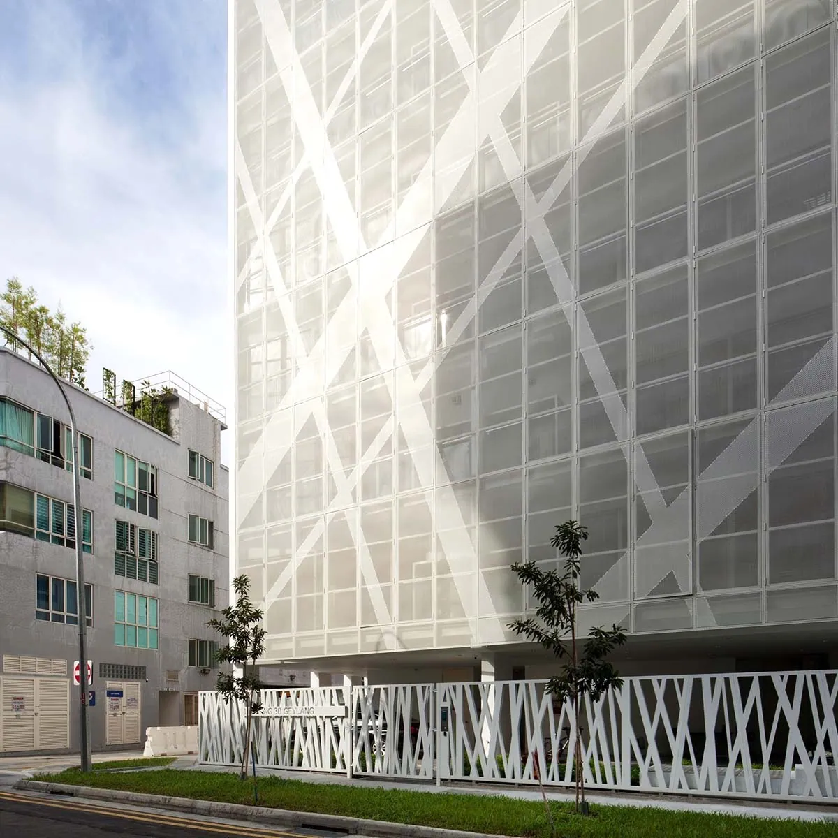 mesh metal panels